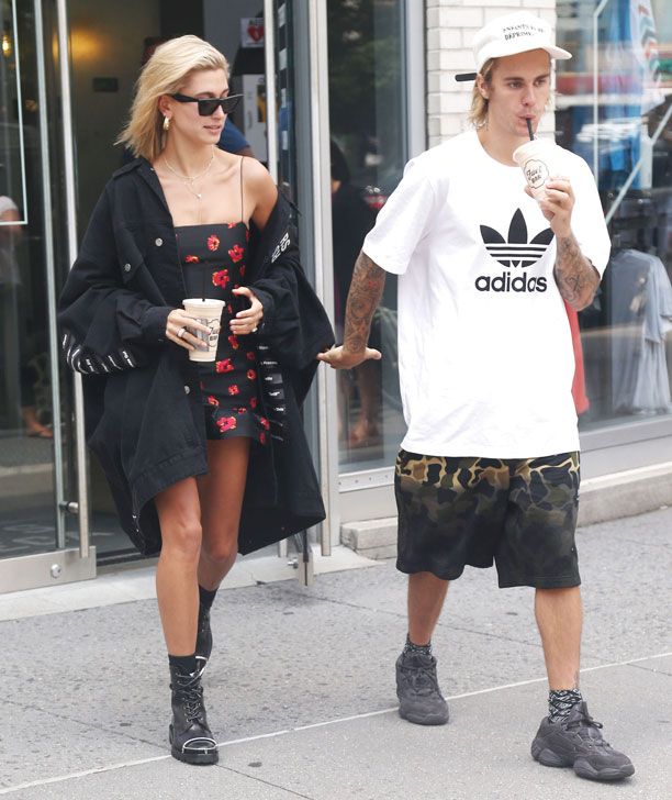 hailey-baldwin-bieber-2-elle-dk.jpg