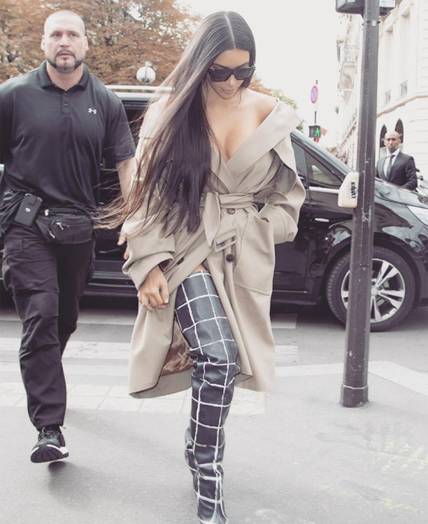 Kim Kardashian viser sine rigdomme frem på de sociale medier