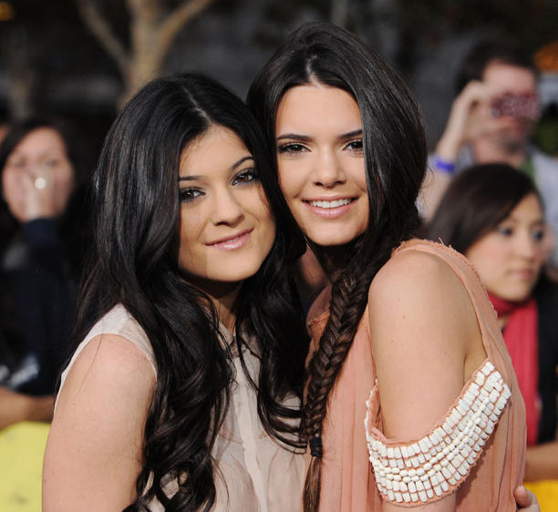 ”K for Kardashian” giver dig alt det saftige om verdens vildeste celeb-familie