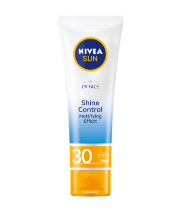 Bedste matte til ansigtet: UV Face Shine Control SPF 50+ – Nivea