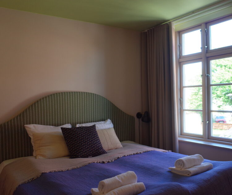 Grønbechs Hotel Allinge morgenmad gård Gæsten